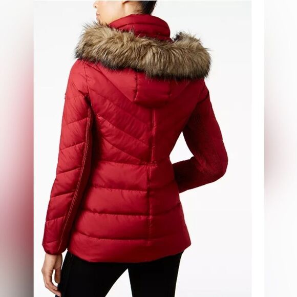 Michael Kors Faux Fur Trim Chevron Quilted Down Coat Size Large - Picture 2 of 9